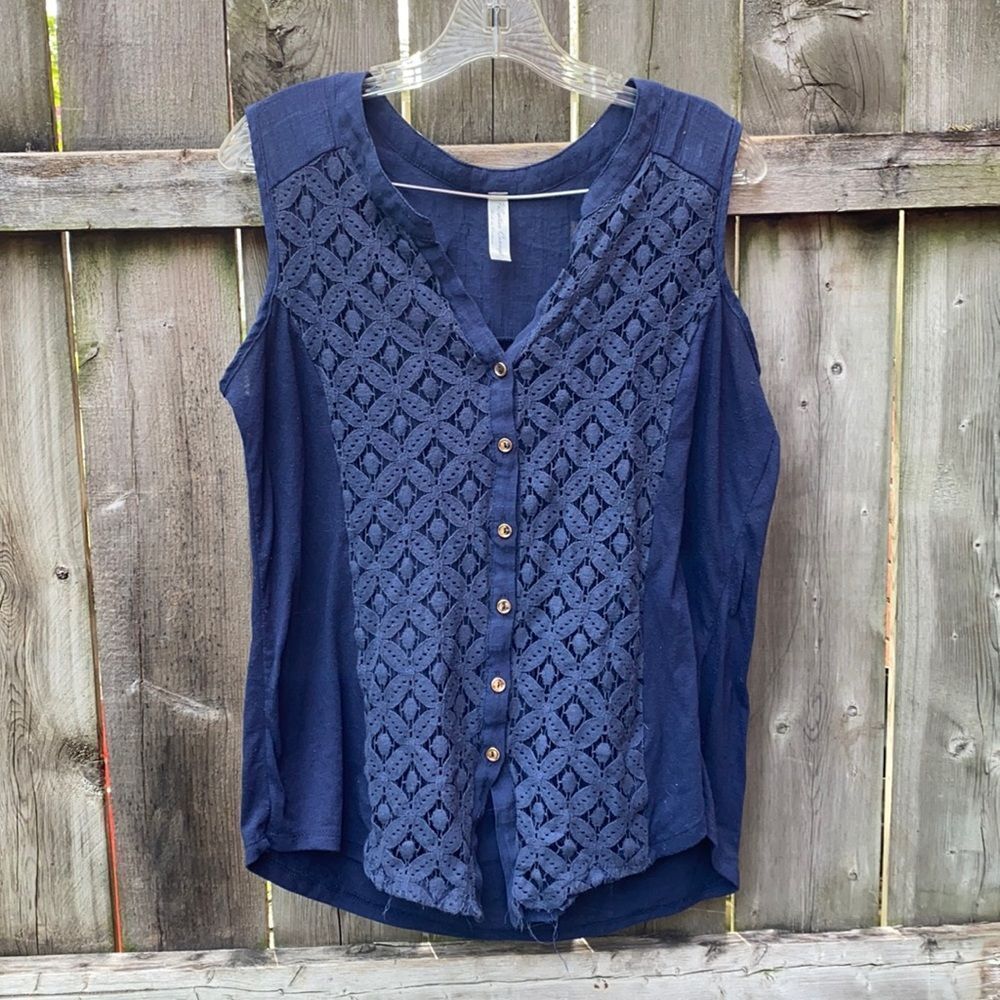 Perseption Concept button down sleeveless top sz. XL